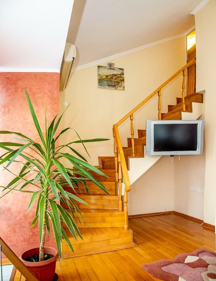 Spacious & Sunny Maisonette With Terrace Near Centre By Flаt Manаger Burgas City Exterior foto