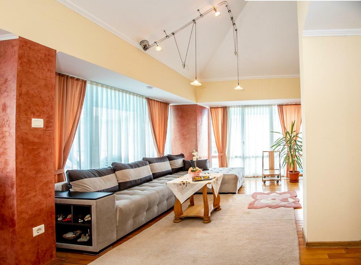 Spacious & Sunny Maisonette With Terrace Near Centre By Flаt Manаger Burgas City Exterior foto