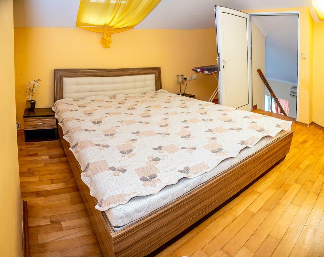 Spacious & Sunny Maisonette With Terrace Near Centre By Flаt Manаger Burgas City Exterior foto